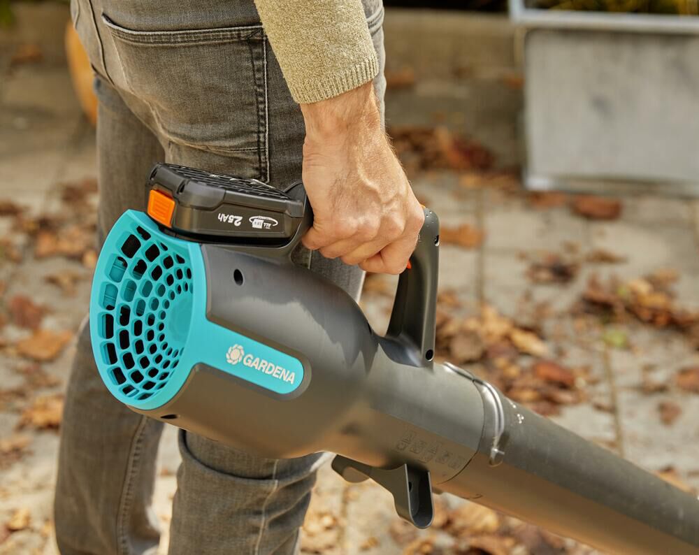 Gardena 18V P4A  (excl. Accu en lader) - Accu-bladblazer - 27,77m/s