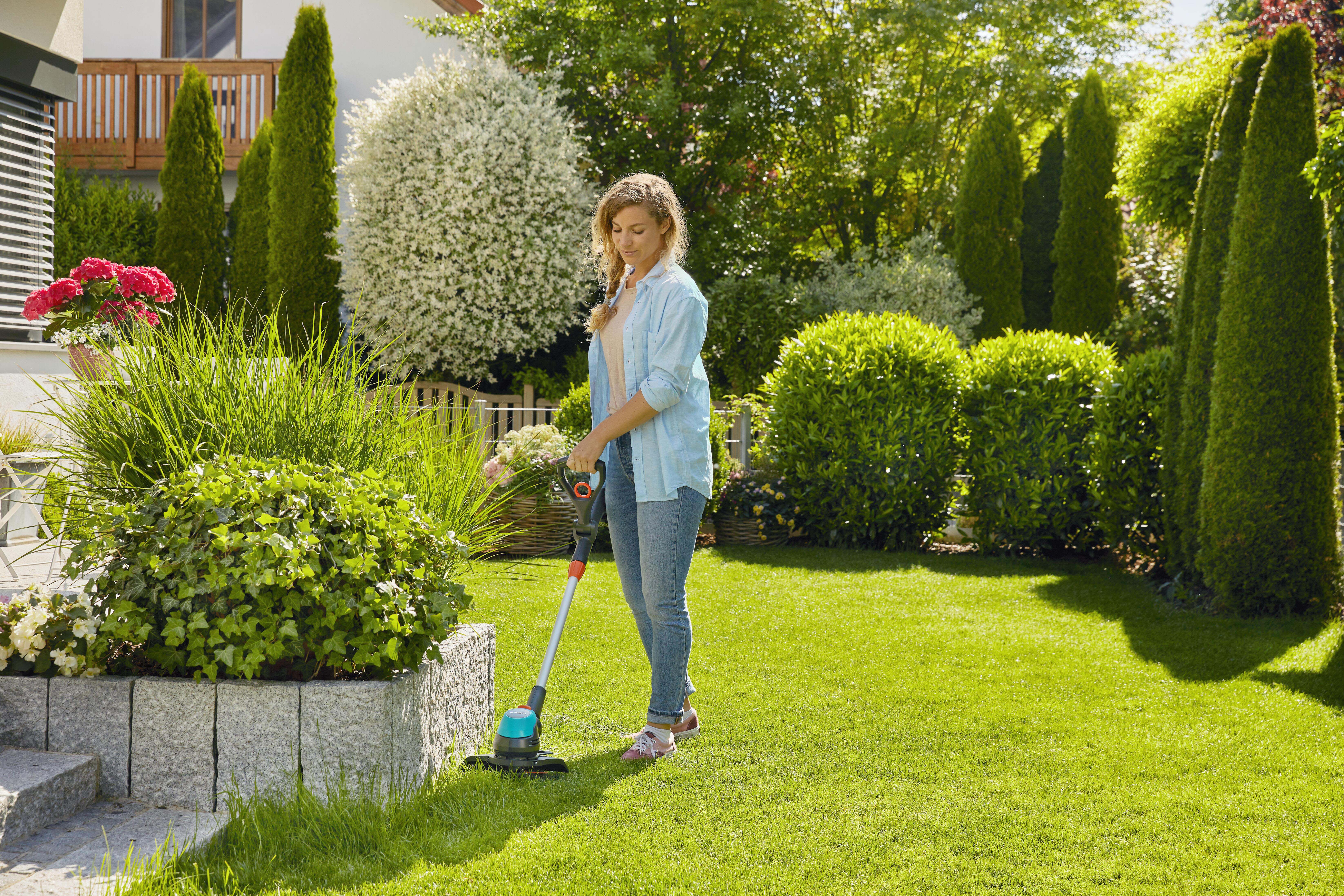 GARDENA EasyCut 23/18V P4A set (incl. accu en later) - Accu-trimmer - 23cm