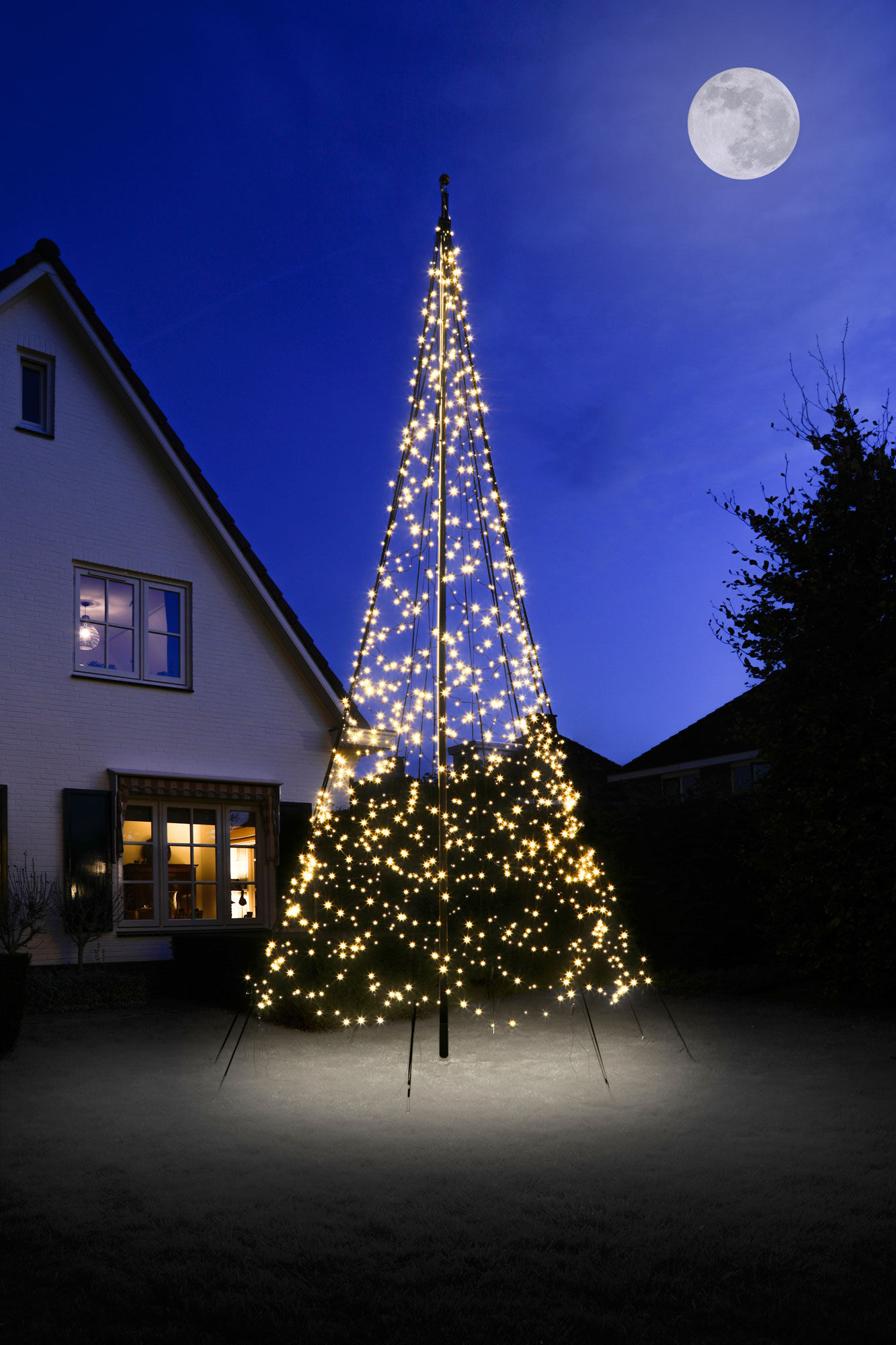 Fairybell 6 meter - Vlaggenmast kerstboom - 600 cm - 1200 lampjes - Warm wit