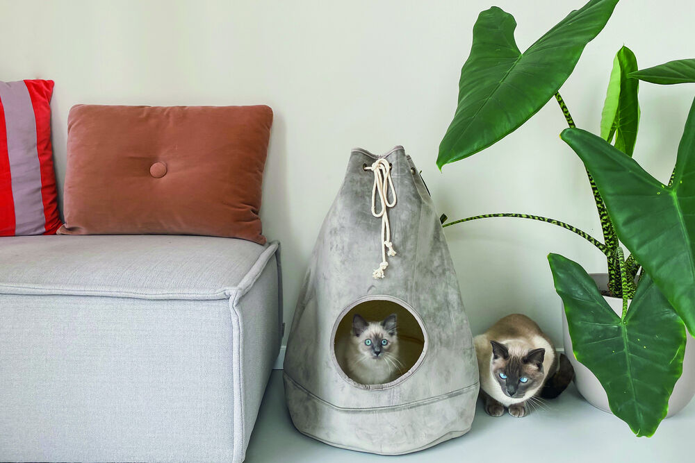 Designed by Lotte Vilar - Kattenhuis - 60.00 cm - Grijs - 45.00 cm - 45.00 cm