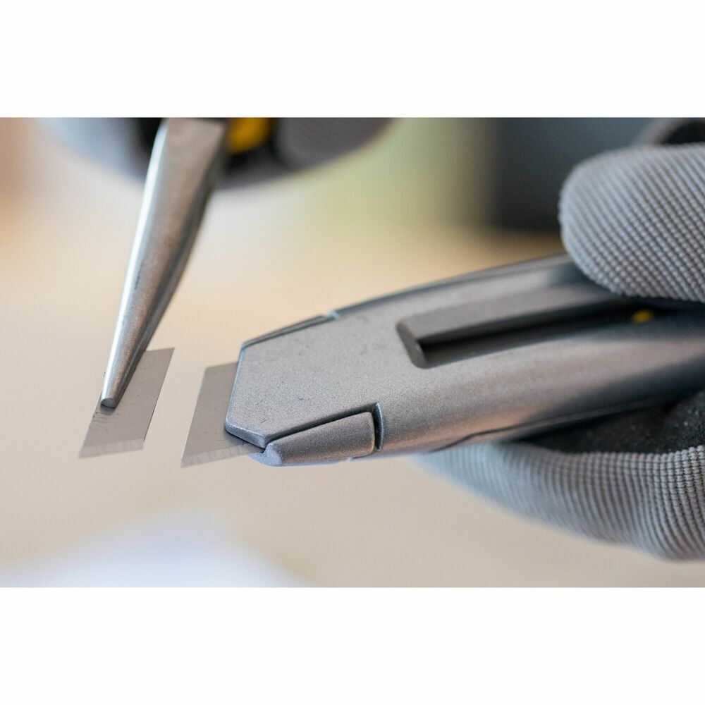 Stanley Breed 18mm - Afbreekmes -