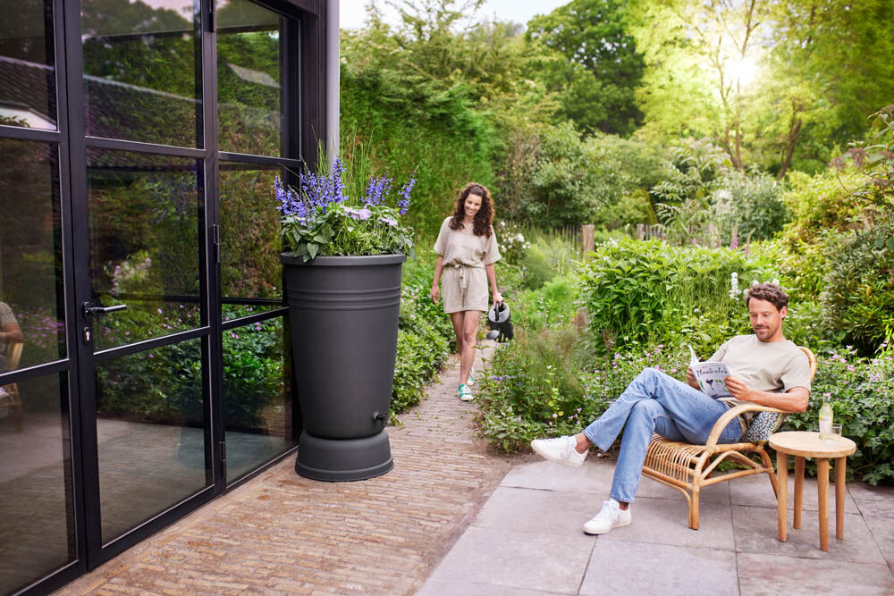 Elho Green Plus 200L - Regenton - Zwart