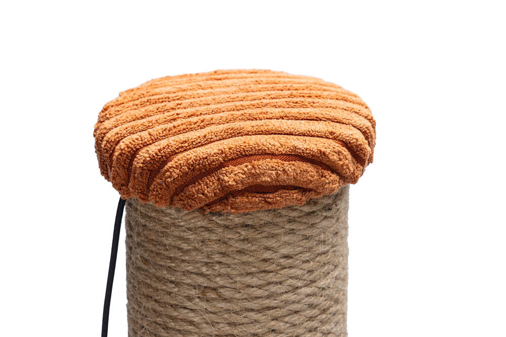 Designed by Lotte Ribbed - Krabpaal - Terracotta