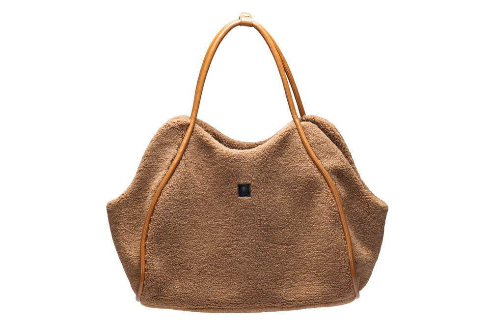 Designed by Lotte Tebby - Draagtas - Bruin Designed by Lotte Tebby - Draagtas - Bruin