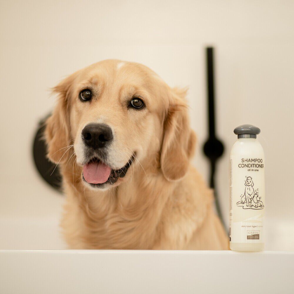 Greenfields - Hondenshampoo en Conditioner - 18.50 cm - 270.00 - Transparant - 5.00 cm - 5.00 cm