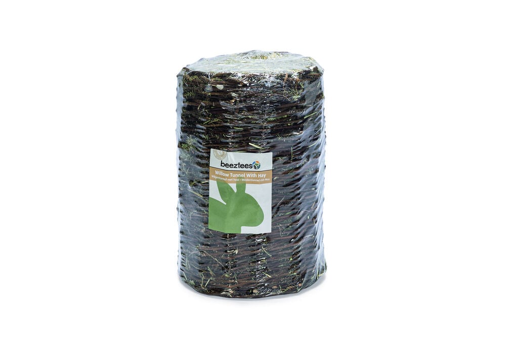 Beeztees Wilgentunnel met hooi M 25x16cm - Knaagdiersnack Beeztees Wilgentunnel met hooi M 25x16cm - Knaagdiersnack