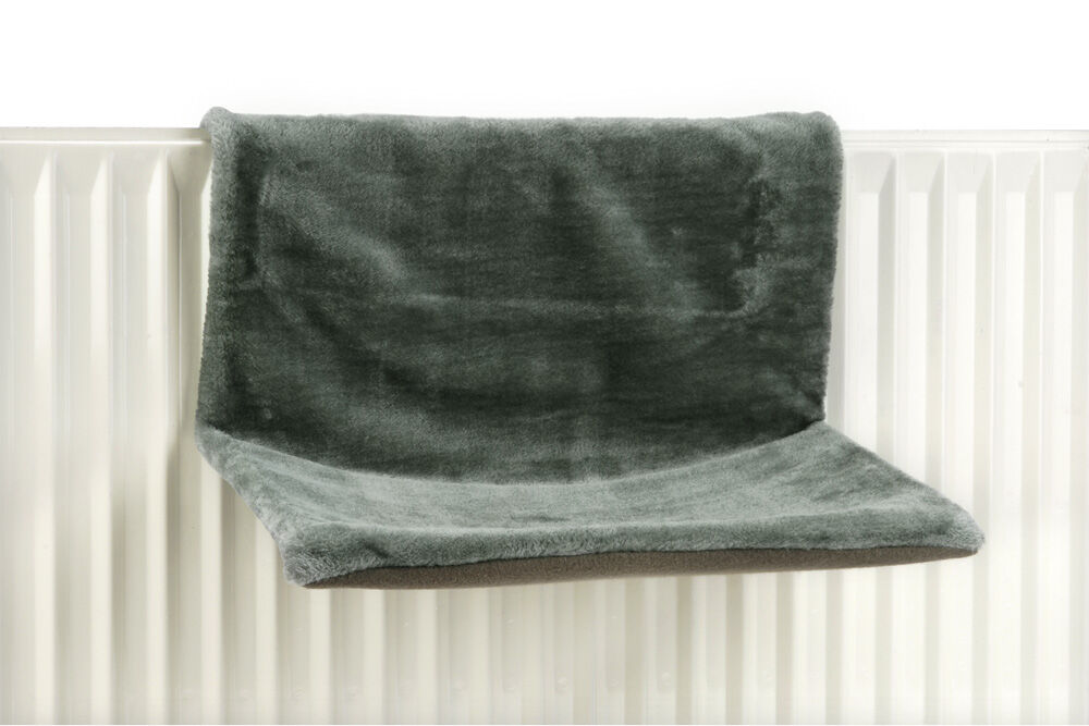 Beeztees Sleepy - Radiatorhangmat - Groen - 1x46x1 cm Beeztees Sleepy - Radiatorhangmat - Groen - 1x46x1 cm