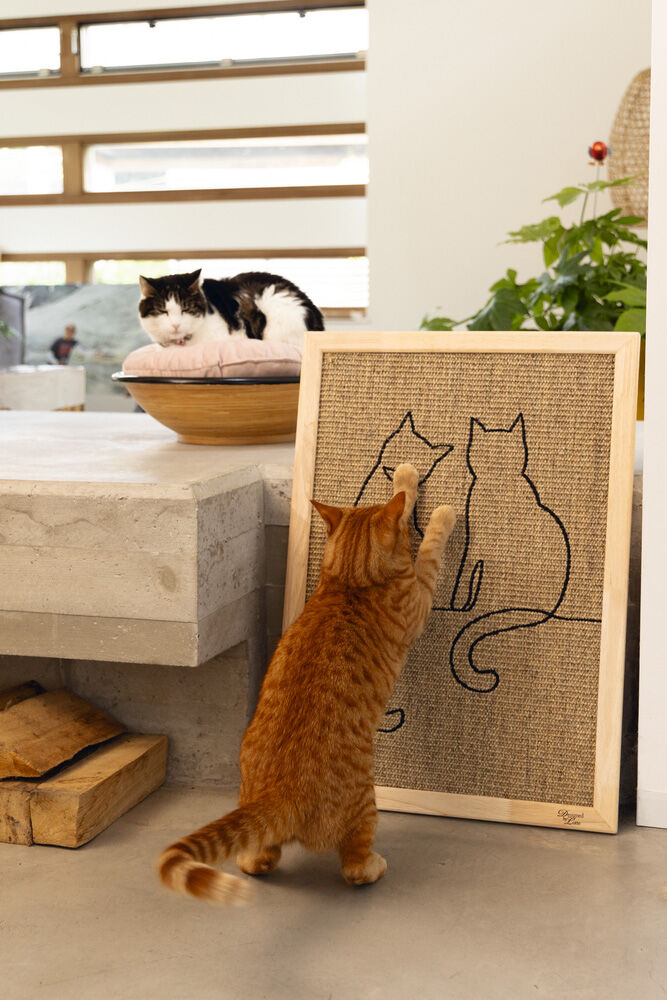 Designed by Lotte Poezels - Krabplank - Hout - Naturel - 70x50x2 cm