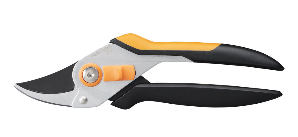 Fiskars Solid Bypass P331 Metalen - Snoeischaar Fiskars Solid Bypass P331 Metalen - Snoeischaar