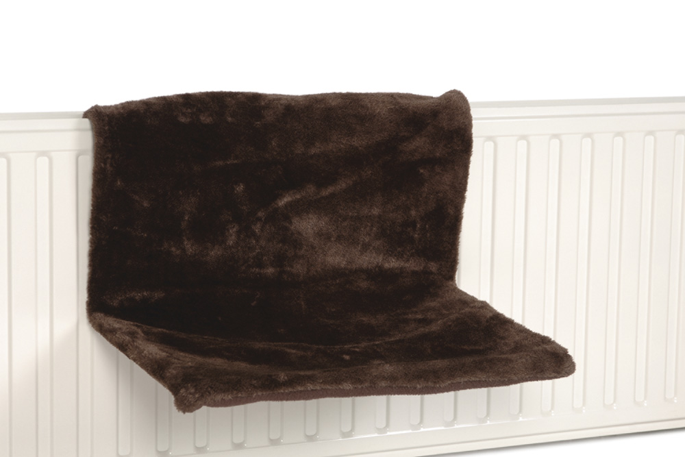 BEEZTEES Sleepy - Radiatorhangmat - Bruin - 10x46x10 cm BEEZTEES Sleepy - Radiatorhangmat - Bruin - 10x46x10 cm